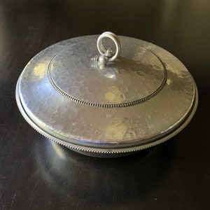 Vintage B W Buenilum Hammered Aluminum Covered Dish with Lid and Divided Pyrex Dish Insert