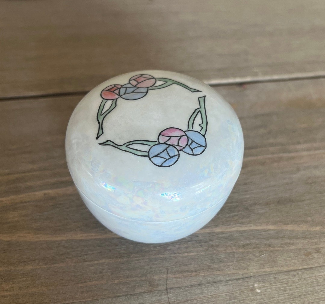 小物入れ　陶磁器 蓋付き小物入れ（小）丸型 - Etsy 日本