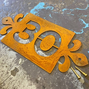Fleur de lys Corten steel house number, Rusty house number, metal house signs & numbers - weathered steel house number, fleur de lis styling