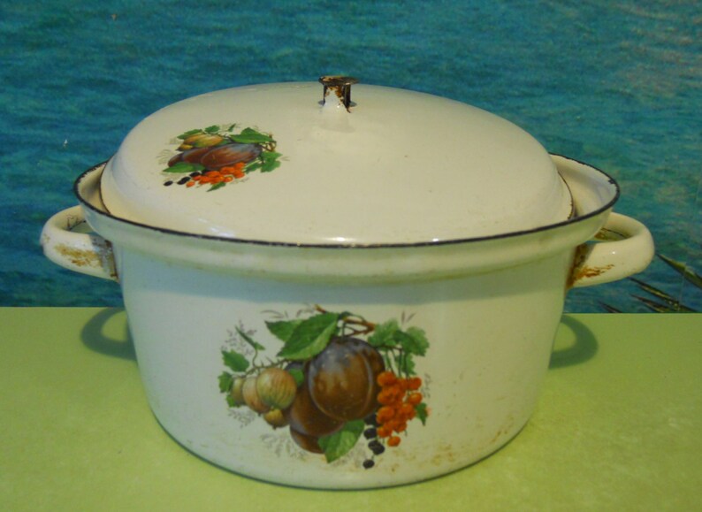 Vintage enameled saucepan Enamel Pot with Lid Roasting Pan Etsy