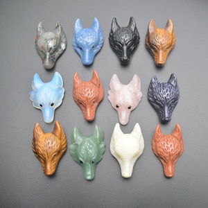 New Design Carved Natural Stone Wolf Head Pendant Cool Necklace Jewelry making
