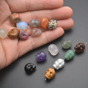 5 Stück Natürliche Edelstein geschnitzte Schädel Crysatl Stein lose Perlen Amethyst Japser Howlite Rhodonit Unakit Obsidian