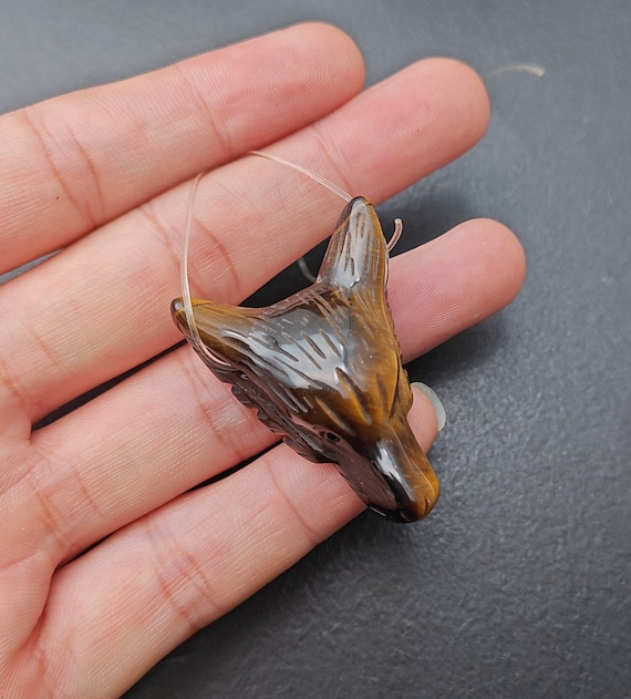 ネックレス作り用の大きめ天然宝石彫刻ウルフヘッドストーンペンダント
