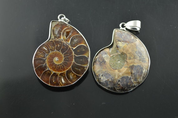 Pendentif En Ammolite Fossile Multicolore - Pierre Précieuse Main - Bijou Vintage Fait Main