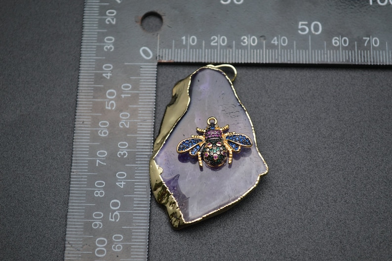 Luxurious CZ Beads Cute Bees Setting on Gold plating Natural Amethyst Slab Stone Pendant