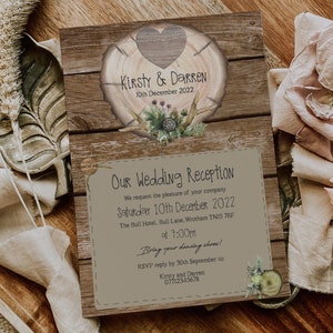 Rustieke bosrijke avonduitnodiging, rustieke houten receptie trouwkaarten, boho-huwelijksuitnodigingen met enveloppen