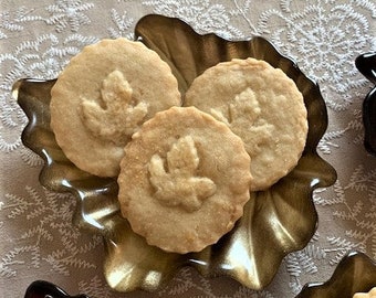 Maple Shortbread Cookies