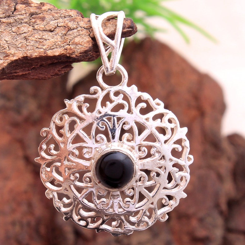 Unique Style Black Onyx Gemstone Pendant 925 Sterling Silver Hand Made Beautiful pendant Jewelry Length 1.3 svp5197