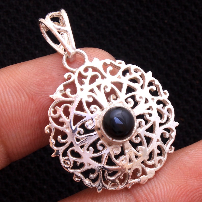 Unique Style Black Onyx Gemstone Pendant 925 Sterling Silver Hand Made Beautiful pendant Jewelry Length 1.3 svp5197