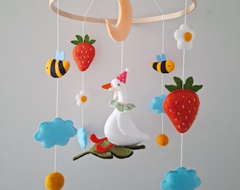 Goose Baby Mobile, Strawberry Crib Mobile, Cottagecore Nursery Decor, Farmhouse Nursery Baby Gift, Baby Shower Gift, Summer Crib Mobile