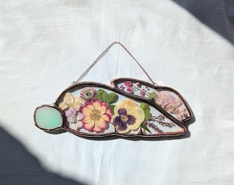 Rabbit Suncatcher with Pressed Flowers, Large Bunny Ornament, Unique Rabbit Gift, Bunny Gift, Rabbit Sympathy Gift, Dutch Rabbit