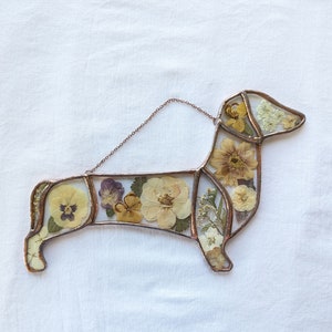 Dachshund Stained Glass with Pressed Flowers, Dachshund Suncatcher, Handmade Weiner Dog Art, Dog Remembrance Gift, Doxie Mom Gift