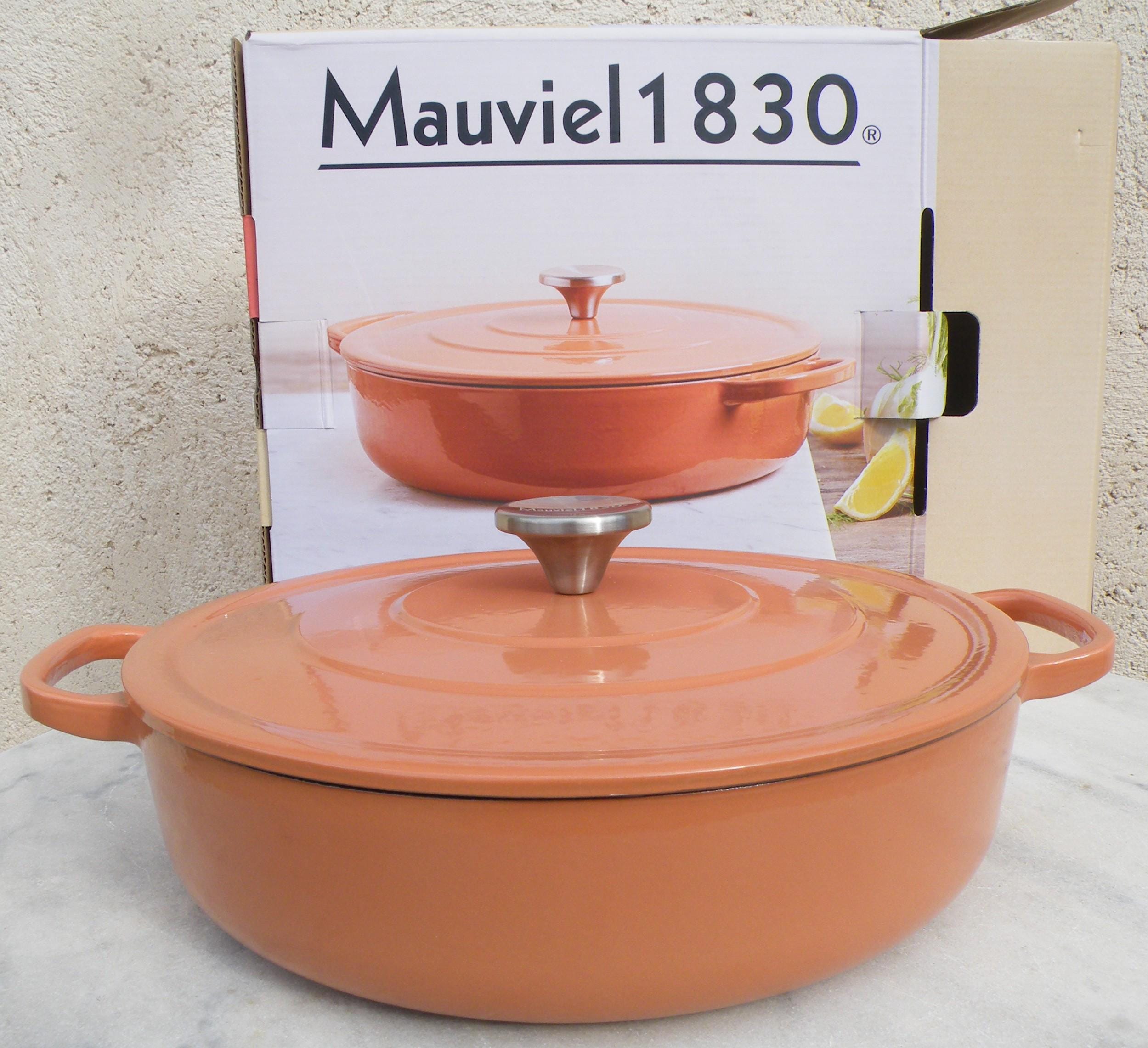 RONDEAU, MAUVIEL 1830. Unused Item. Beautiful Enamelled Cast Pot