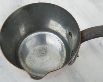 French Copper CELIA Milk / Jus Pan, Tin Lined Saucepan  Int Diam 3.75" / 9.5cm   Weight 0.88lbs / 0.40kgs   1mm thick