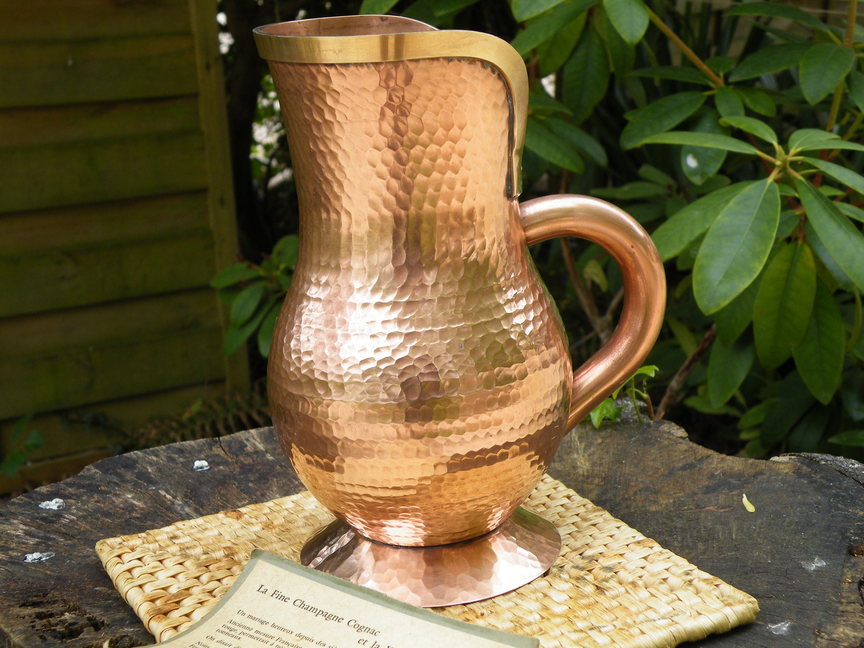 Antique Français Hammered Copper Water Pitcher/Jug Cruche à Eau . Jante Supérieure Int 3.95 10cm. Po