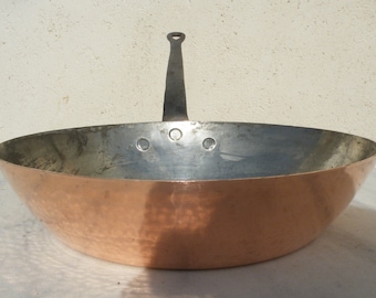 Frying/Skillet Deep Sided Antique French Hammered Copper pan with good tin lining  Int Diam 11.5" / 29.1cm    3.86lb / 1.75kg   1.4mm thick