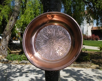 Colador, tamiz, colador de cobre francés grande antiguo (Tamis, Passoire). Diámetro del borde exterior: 12,25"/31,5 cm Peso: 1,88 lb/0,77 kg