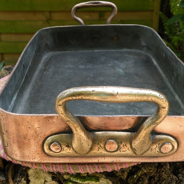 GAILLARD PARIS. Ancient French Copper Tin Lined  Roasting Pan With Bronze Handles . 18.75" / 47.5cm   14.57Lbs /6.61Kgs. 3.3mm >>3.9mm thick