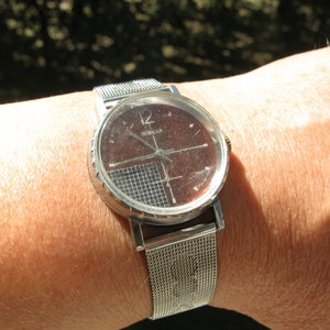 Vintage Pobeda Mechanical Watch - USSR Mens Wristwatch