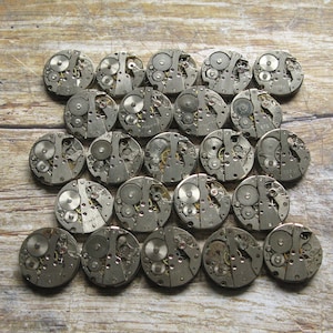 21 Vintage Watch Movements: Steampunk Supplies, Jewelry Parts