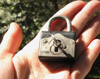 Small Antique Padlock, Wedding Lock, Love Lock and Key, Retro Lock, Collectible Lock, Rustic Barn Decor, Farmhouse Decor