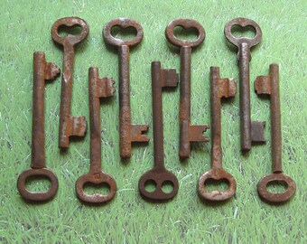 Old fashioned keys | Etsy