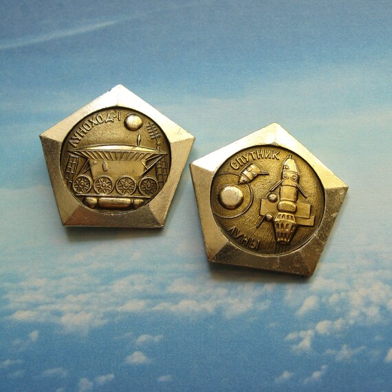 Vintage Space Pins, Cosmos Exploration, Space Bad… - image 2