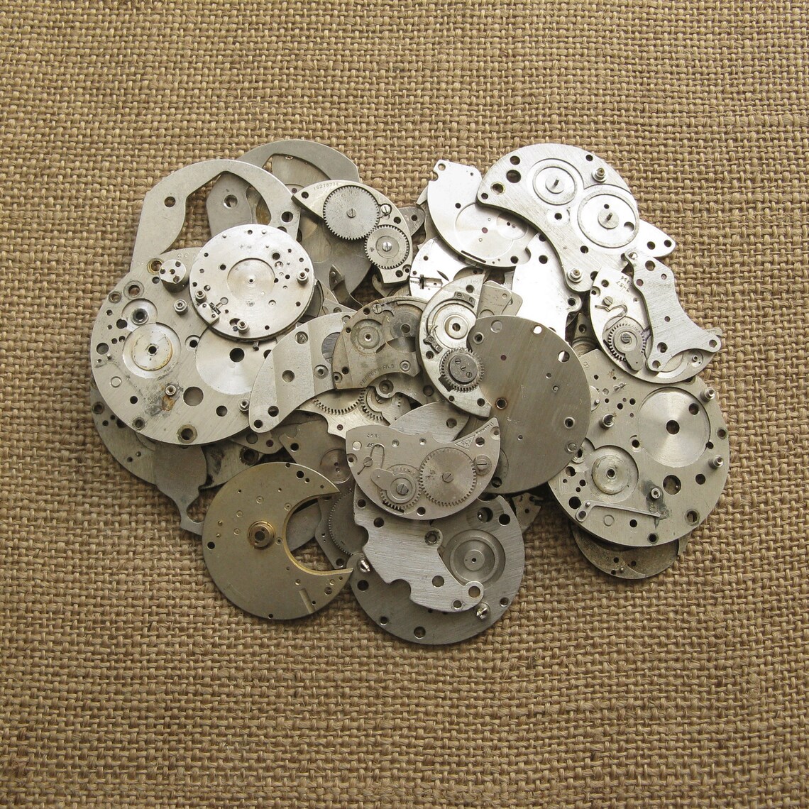 Vintage Watch Parts, Soviet Stop Watch Movements, 15 Pieces, foto 1 di 5