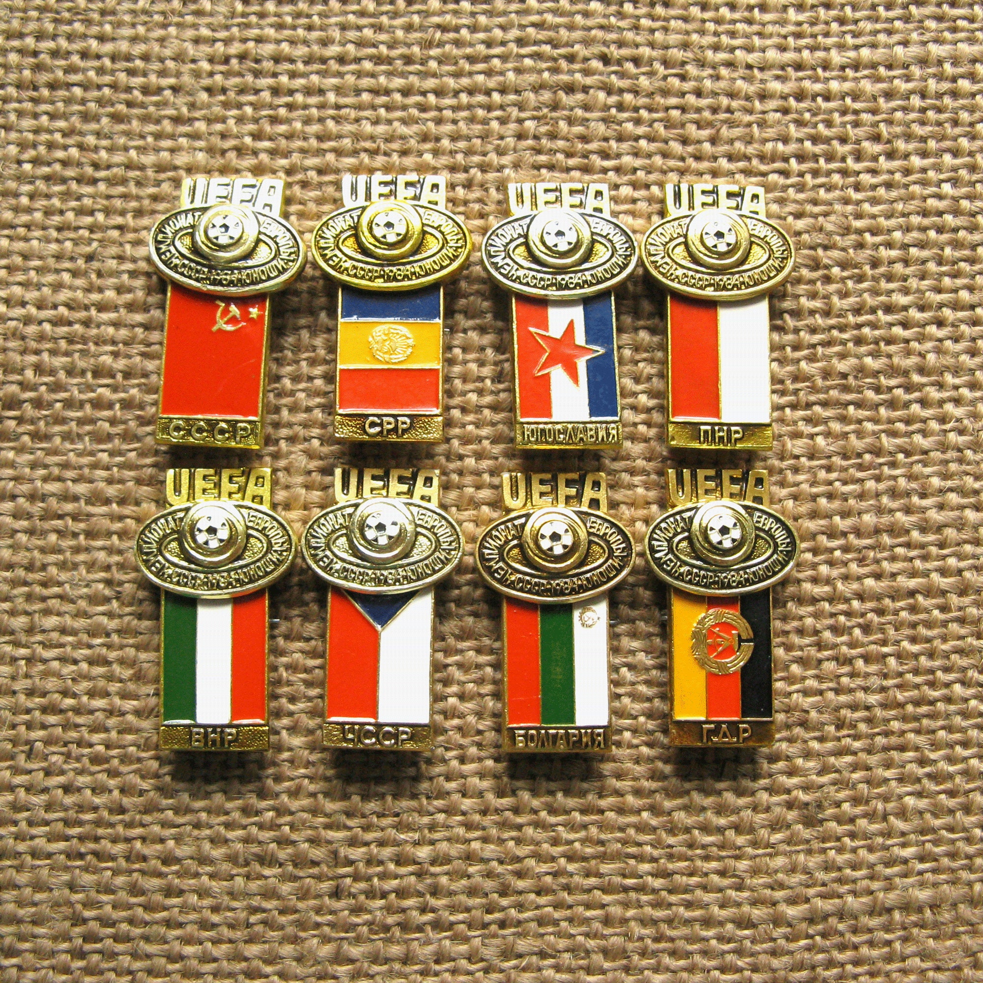 UEFA 1984 サッカー選手権ピンズ：ソ連コレクターバッジ - フルセット