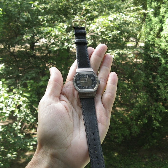 Pobeda Watch, Vintage USSR Watch, Mechanical Watc… - image 1