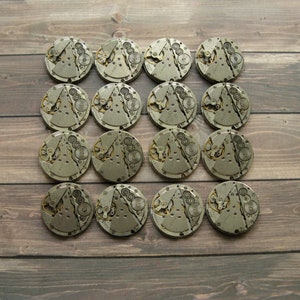 16 Vintage Watch Movements: Steampunk Jewelry Supplies, 26mm