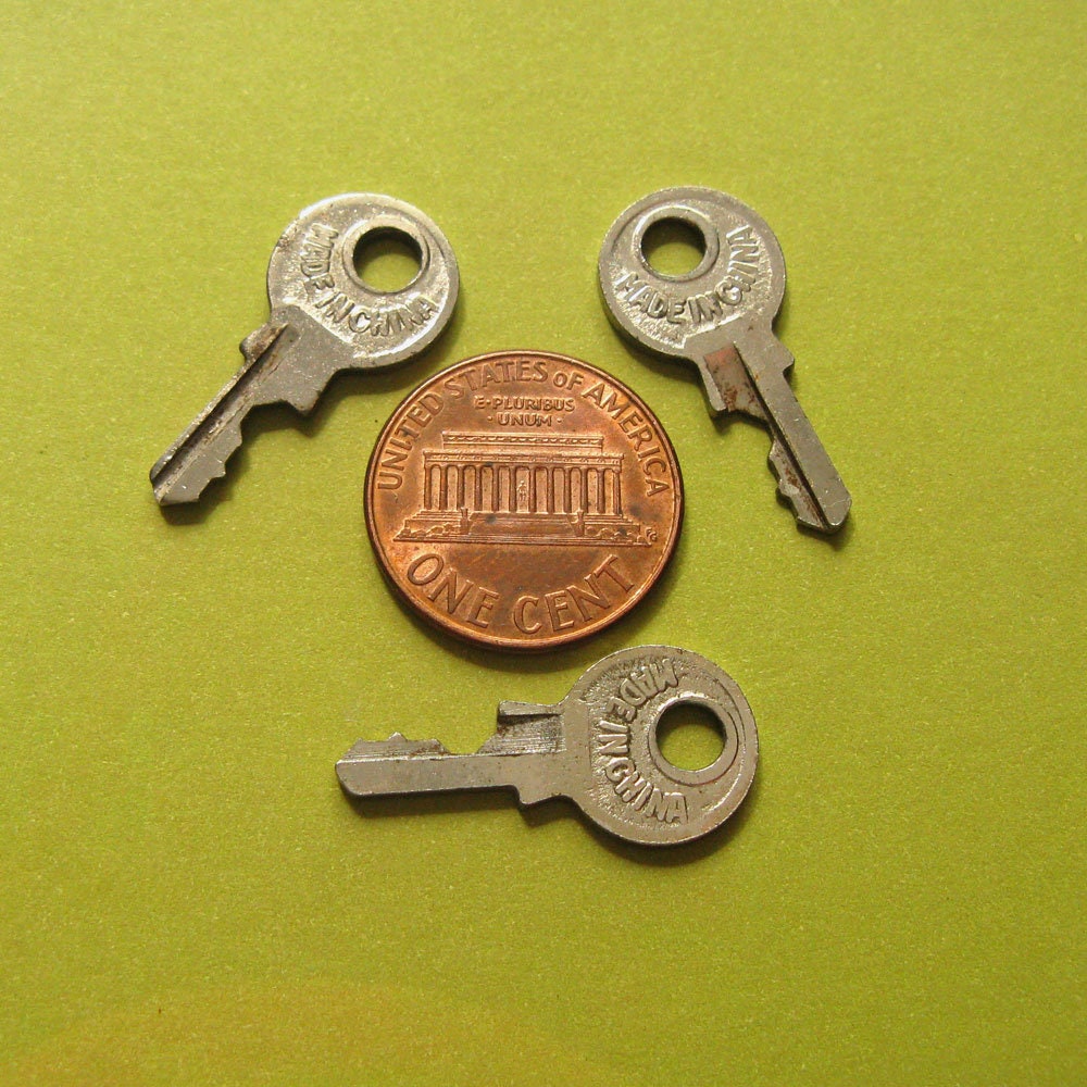 Set of 3 Vintage Keys Vintage Finding Small Keys Key to My Etsy