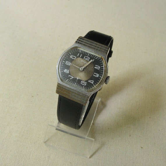 Pobeda Watch, Vintage USSR Watch, Mechanical Watc… - image 2