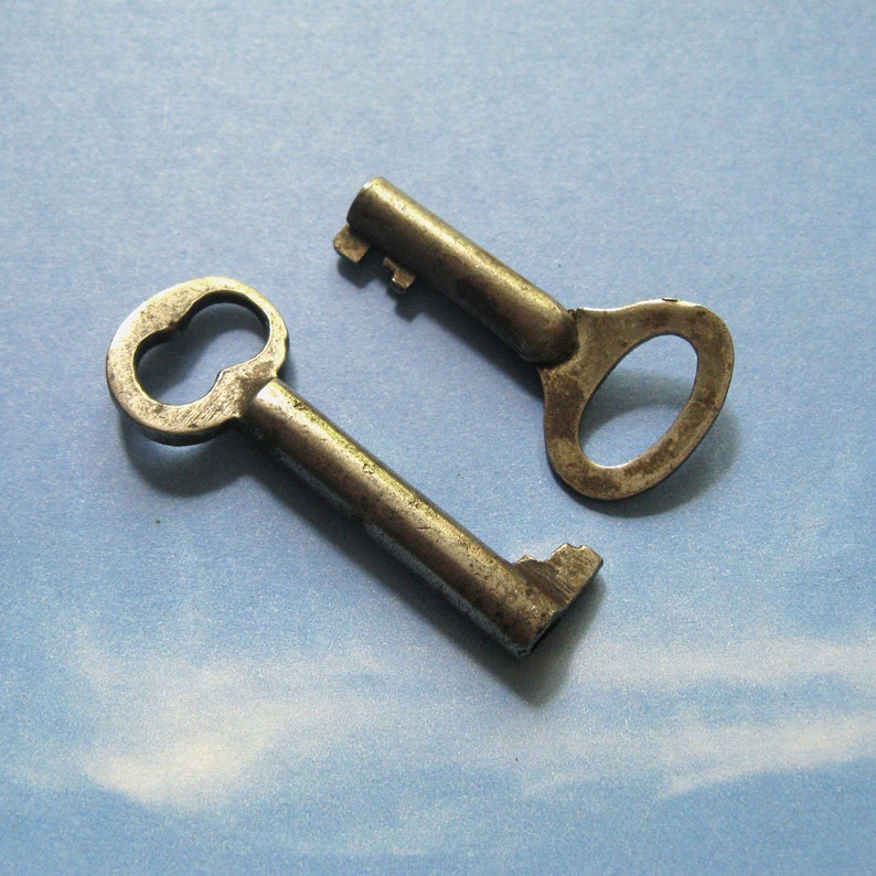 Medium Key Wedding Keys Primitive Keys Rustic Keys Antique Keys Antique Skeleton Key Set of 7 Old Skeleton Keys Keys to my Heart