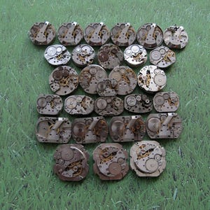 28 Vintage Watch Movements: Steampunk Jewelry Supplies