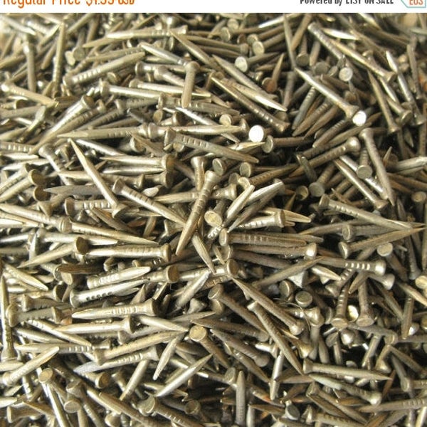 100 pcs Small Bronze Nails, Vintage Nails, Unused Nails, Tiny Nails, Old Salvaged Nails, Old Nails, Antique Nails