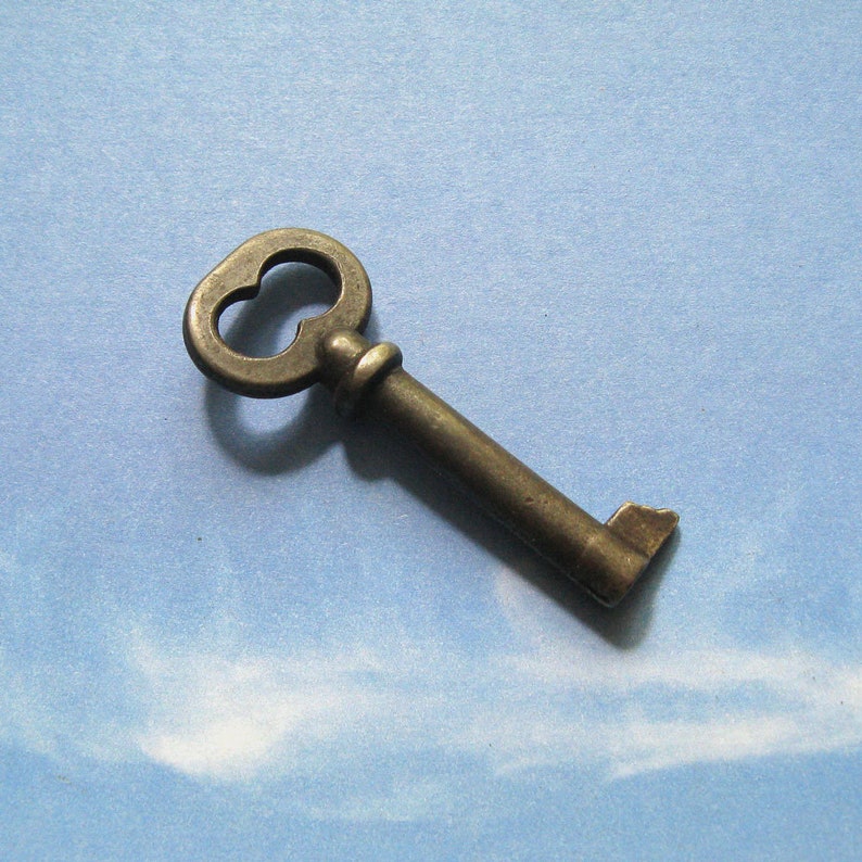 Medium Key Wedding Keys Primitive Keys Rustic Keys Antique Keys Antique Skeleton Key Set of 7 Old Skeleton Keys Keys to my Heart