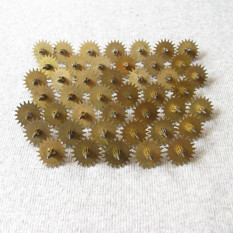Klockhjul i vintagemässing: Steampunk-monteringsdelar, 20 mm (set om 13) bild 2
