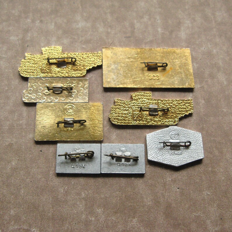 Vintage Car Art Vintage Truck Old Car Emblem Classic Car Art Classic Car Emblem Car Badge Vintage Cars Pins Automobile Art