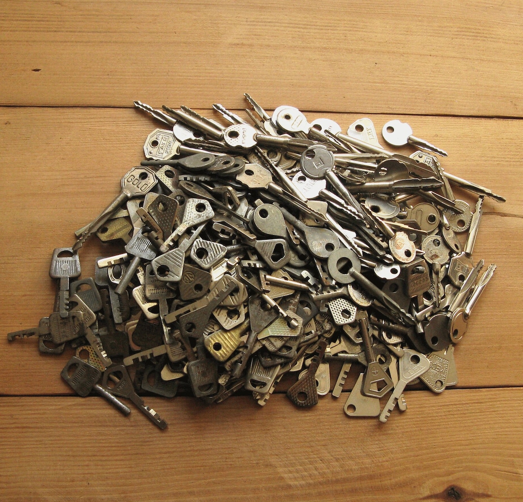 Vintage Keys Antique Hardware Double Sided Keys Metal Art Etsy