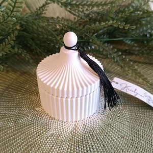 Boîte à bijoux blanche