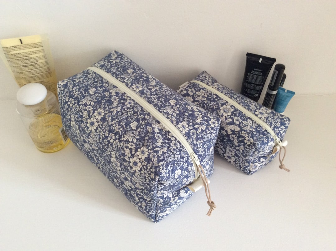 Washbag Liberty Style Fabric Toiletry Bag Travel Bag Etsy