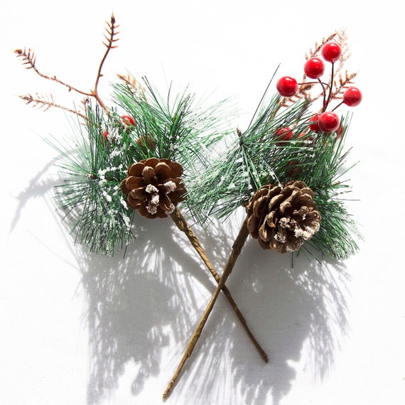 Set of 2 Xmas Picks Red Berry Pinecone Greenery Christmas Tree Wreath Table  Festive Seasonal Decor -  Norway