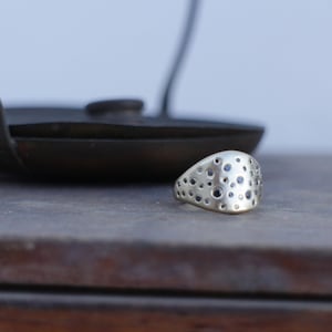Pinky Ring Women, Gold Signet Ring, Pinky signet Ring, Unisex Ring, Diamond Pinky Ring, Black Diamond Pinky Ring, Unique Ring 14k Solid Gold