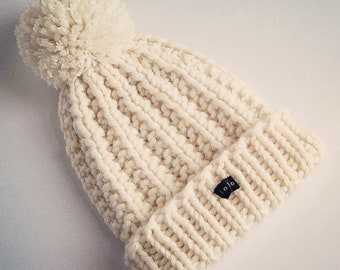 HoBo Handmade 'Lofty' Bobble Hat. Thick chunky hand knitted beanie. Large removable pom pom. Winter white/cream/ecru colour wool blend