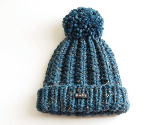 mens oversized bobble hat