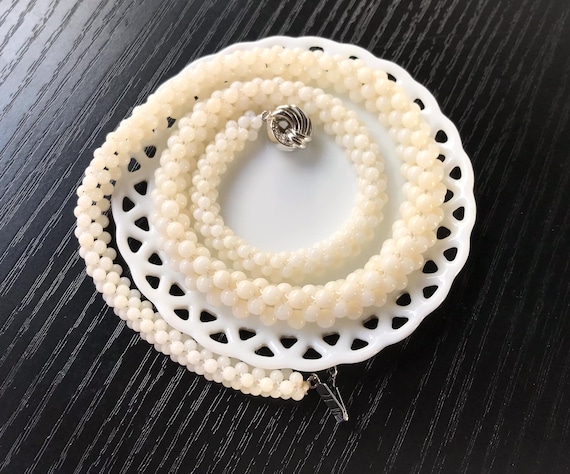 Sale High quality Japanese white coral stitched vintage necklace