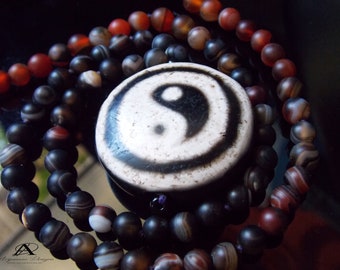 Pendentif agate Yin Yang Dzi, collier amulette tibétaine
