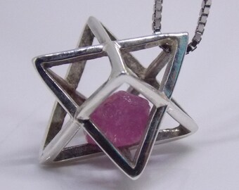 Pendentif Merkaba saphirs roses, argent sterling, collier géométrie sacrée