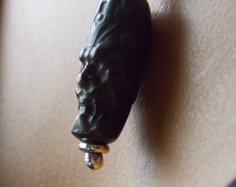 Antique "Warrior" Agate Pendant Bead, Rare Tibetan Collectible 100% Natural Agate Beads in the Himalayas